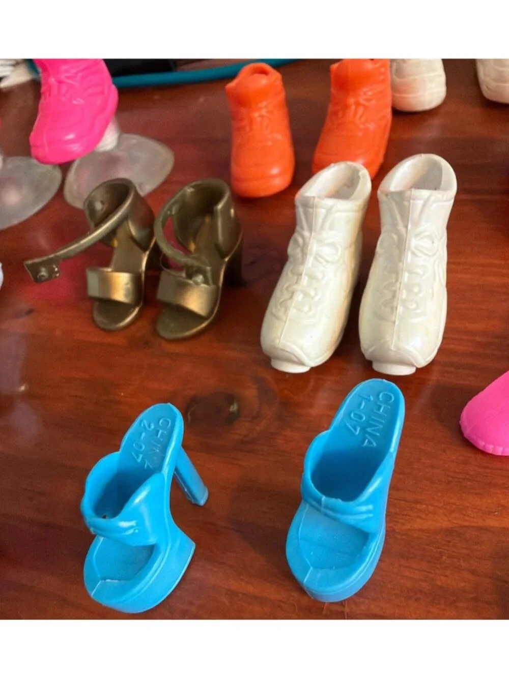 Mixed Lot Of 15 Pair Vintage Barbie Doll Shoes Clone Heels Boots Skates Estate